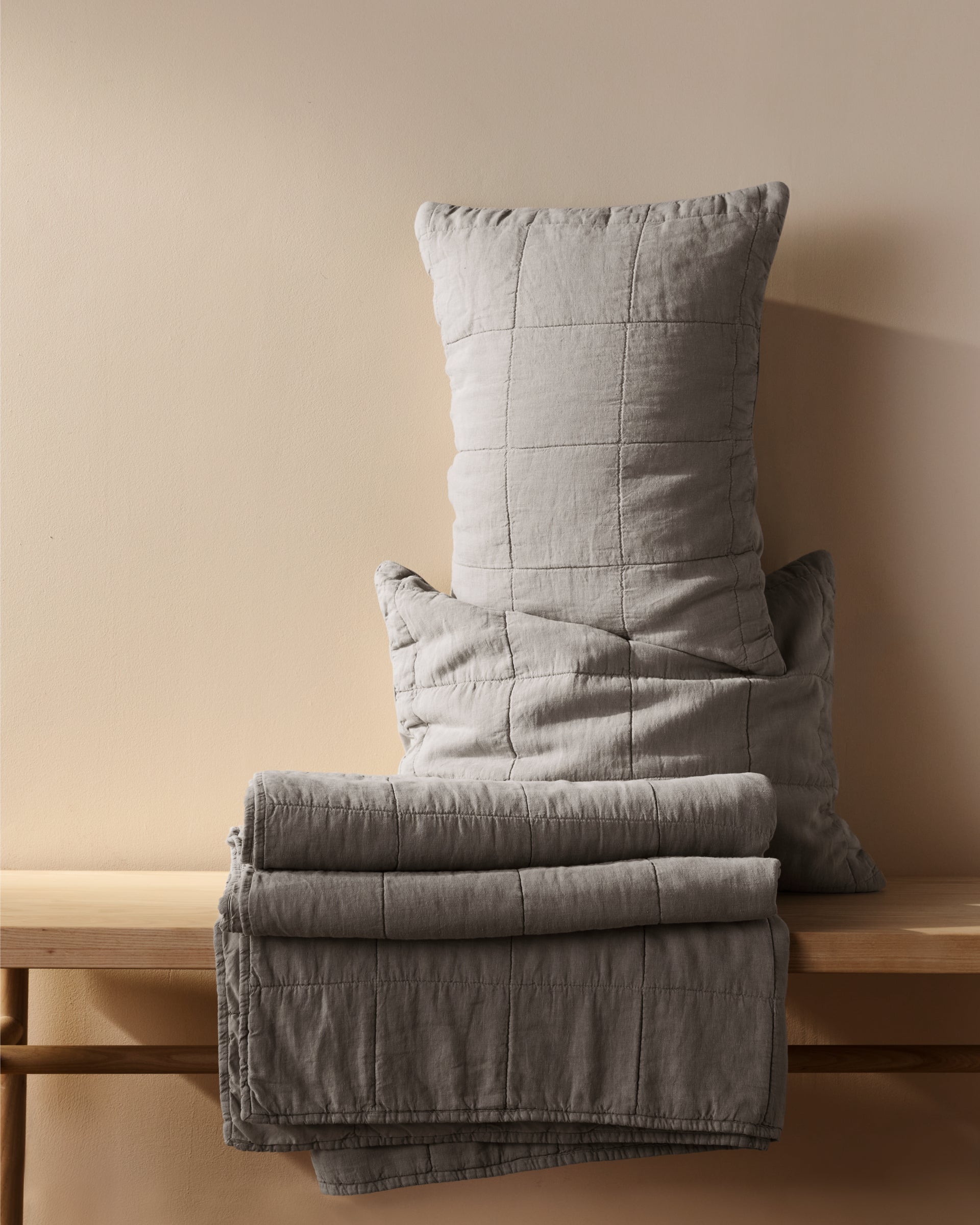 Linen Box Quilted Euro Sham (Pebble)