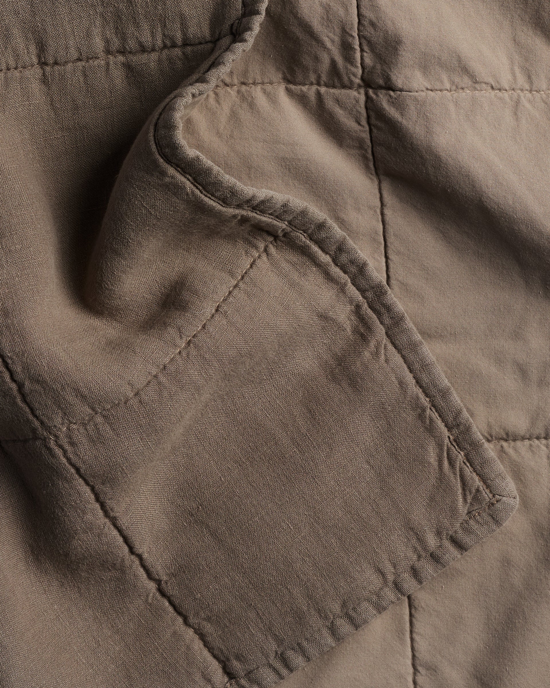 Linen Box Quilt (Warm Grey)