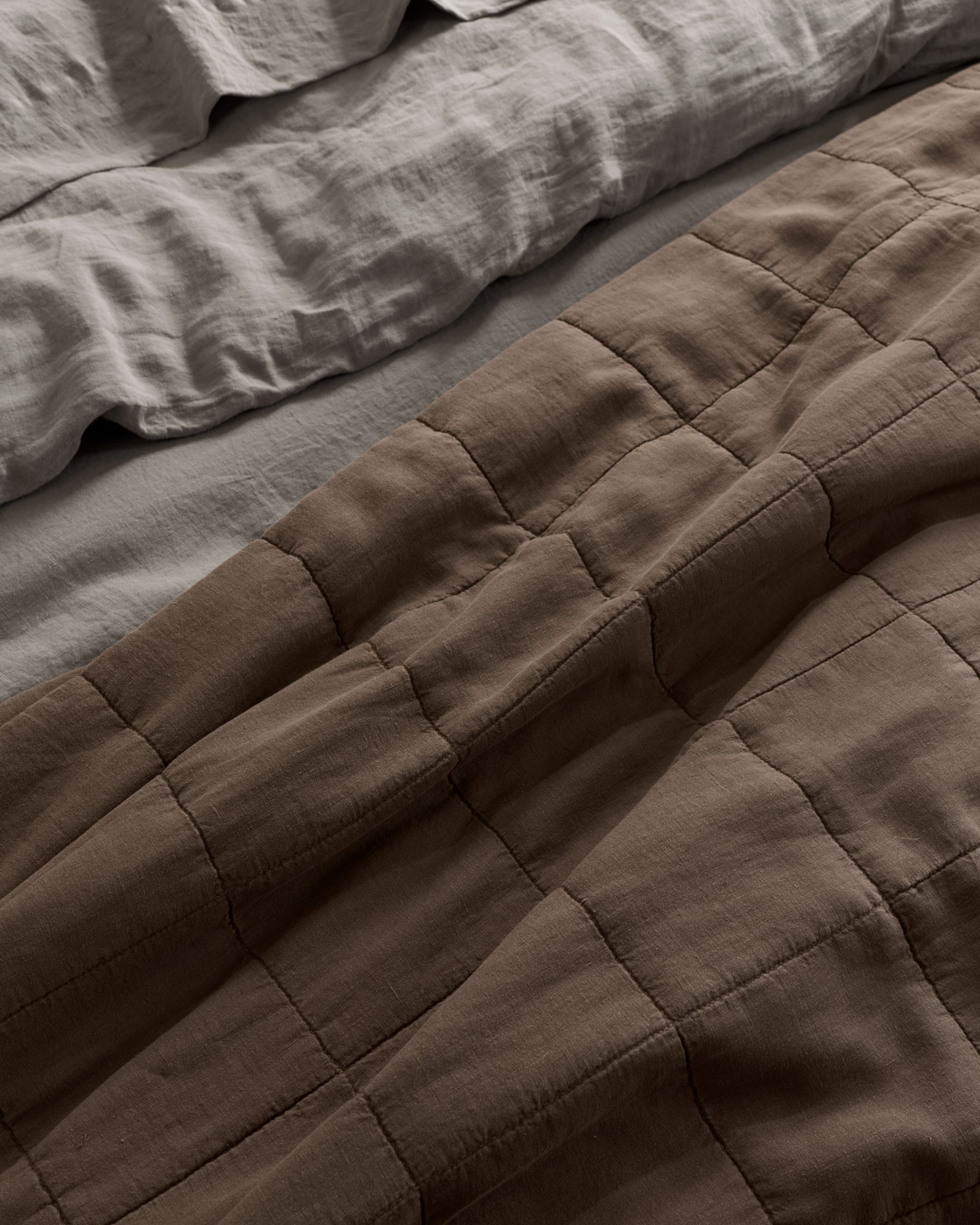 Linen Box Quilt (Warm Grey)