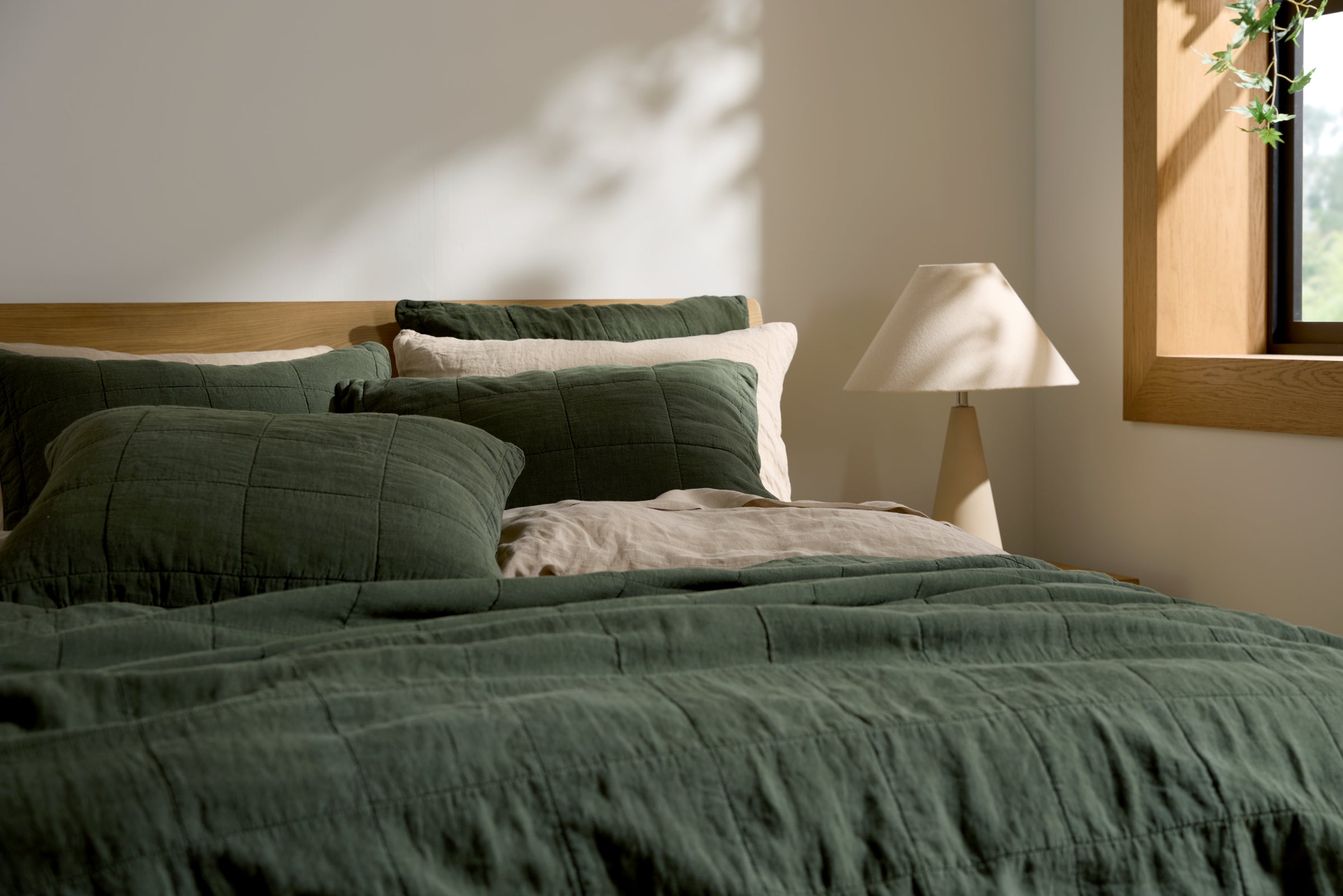 Linen Box Quilted Euro Sham (Evergreen)