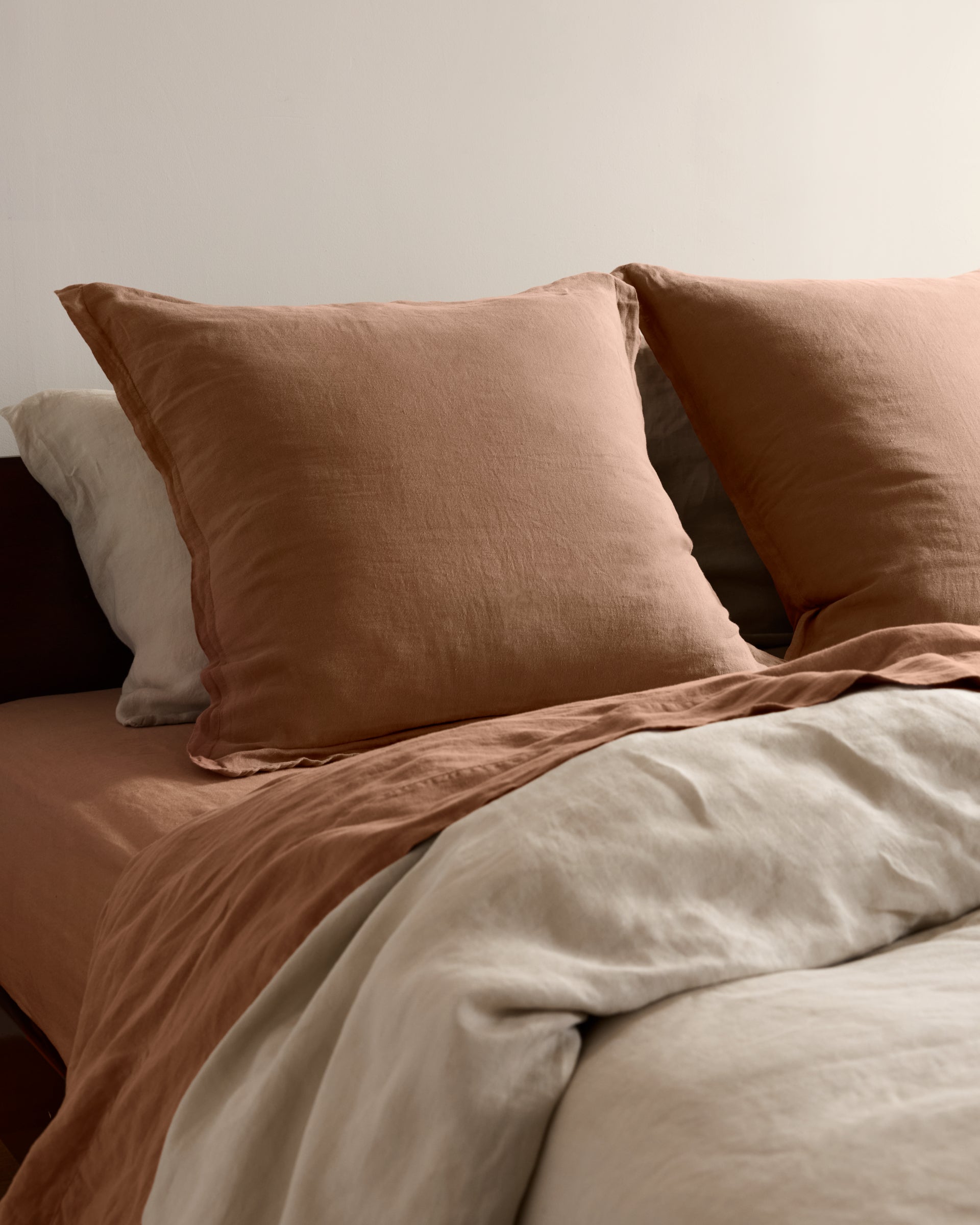 Linen Euro Sham (Adobe)