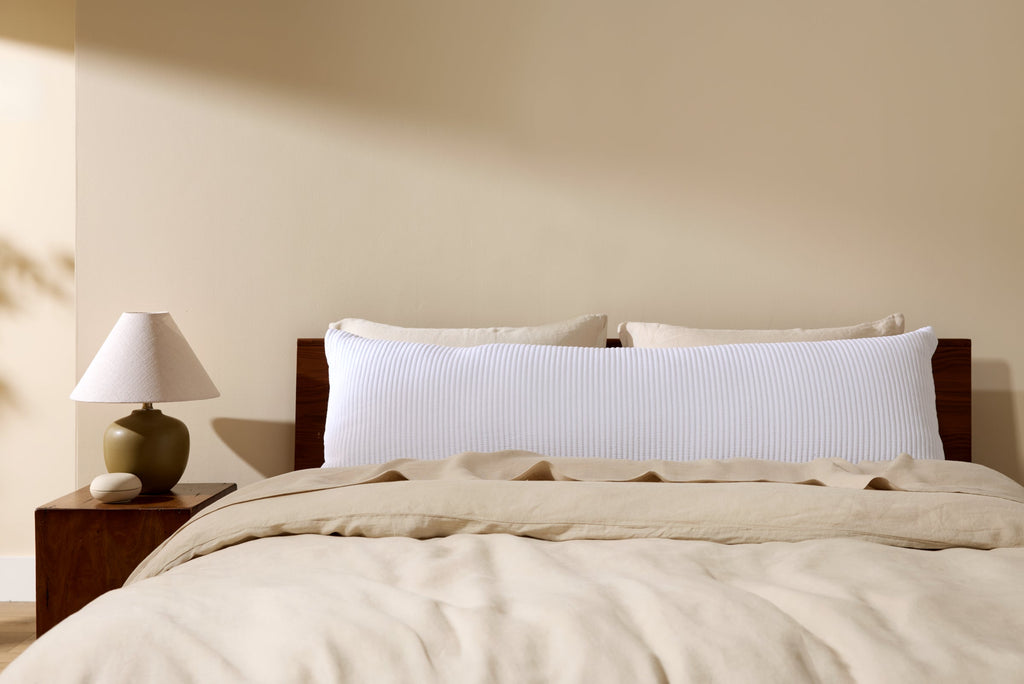 Matelasse Body Pillow Cover (White)