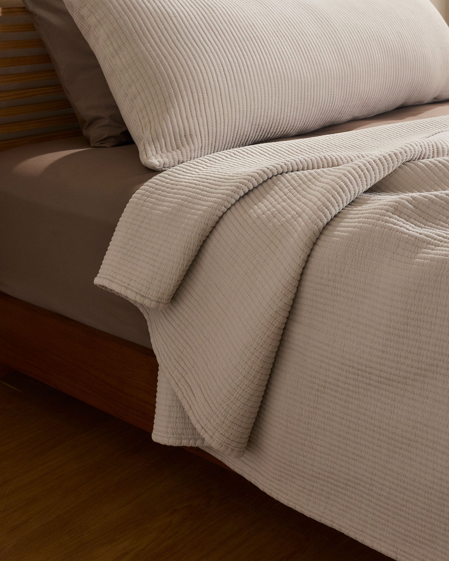 Matelasse Euro Sham (Bone)