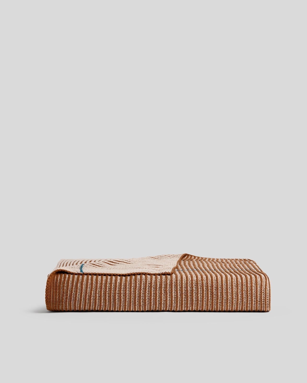 Organic Two Tone Rib Knit Throw (Bone and Tobacco)